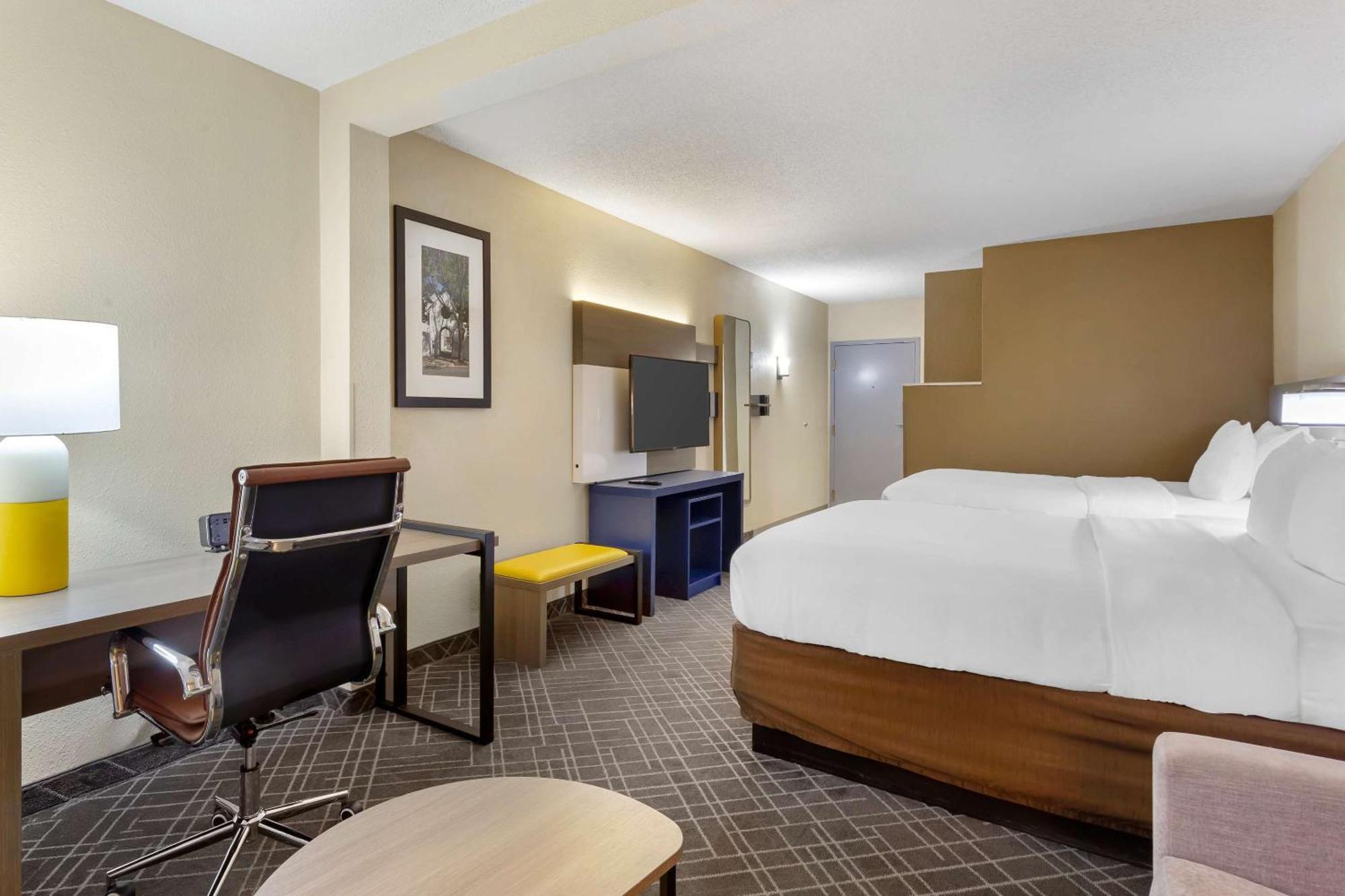 Comfort Suites Hanes Mall Winston-Salem Eksteriør billede