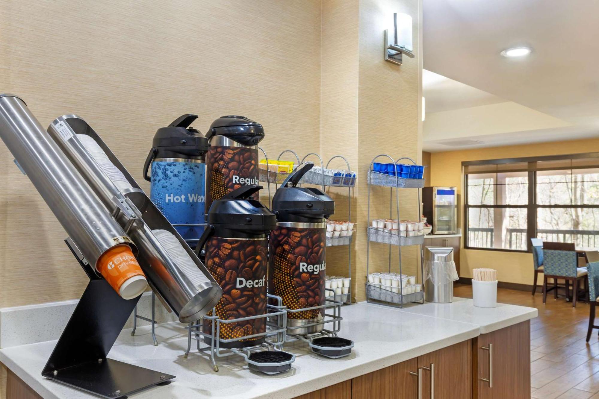 Comfort Suites Hanes Mall Winston-Salem Eksteriør billede